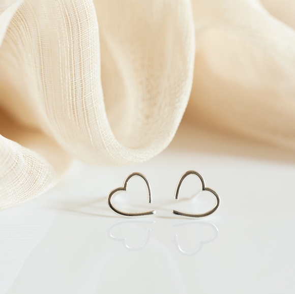 Open Heart Earrings (S925) - Picture 2 of 9